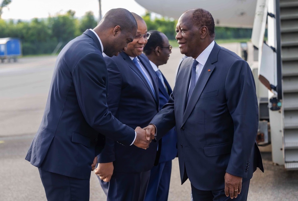 diplomatie-arrivee-du-president-ouattara-en-suisse_n7kbi4aqu69