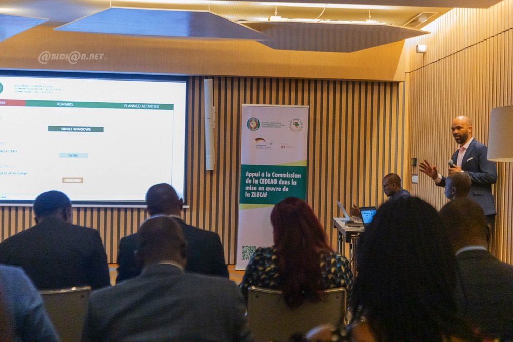 integration-lancement-a-abidjan-du-certificat-d-origine-electronique-de-la-_25xlzjn14e8