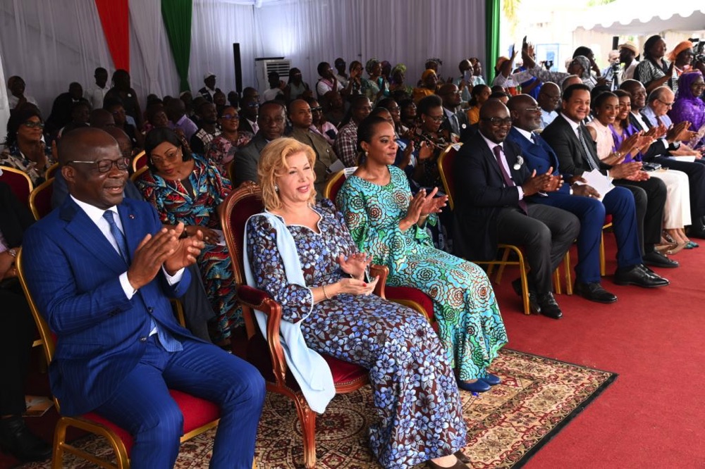 la-premiere-dame-dominique-ouattara-a-procede-a-l-inauguration-du-centre-de_5mw7c6yc9lk