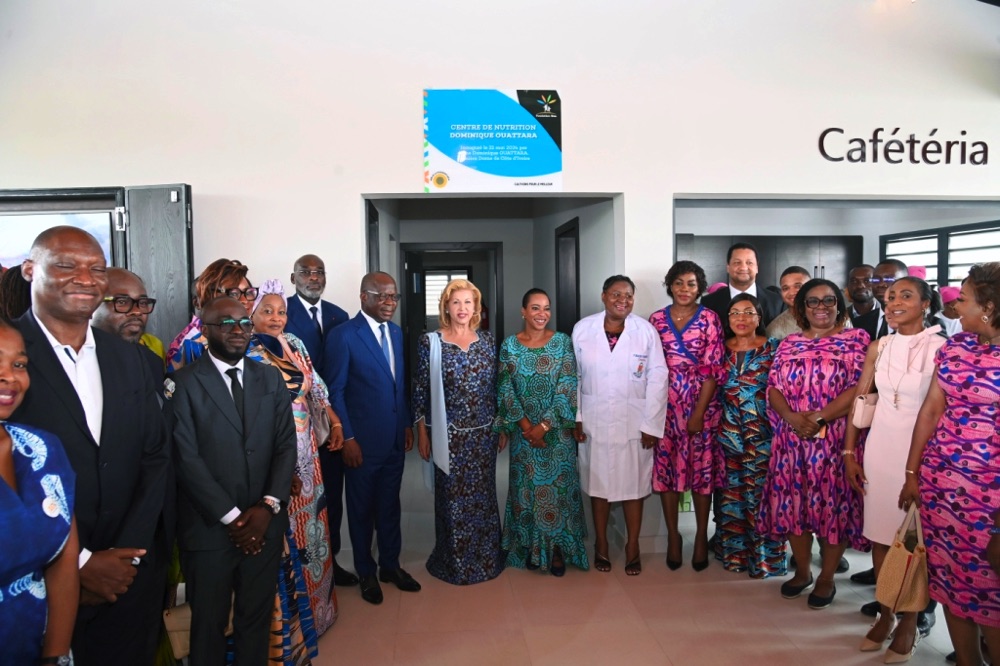la-premiere-dame-dominique-ouattara-a-procede-a-l-inauguration-du-centre-de_ei1ebuyiky6