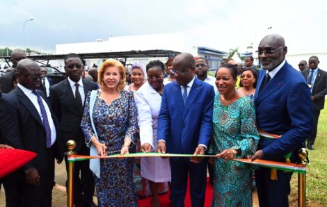 La Première Dame, Madame Dominique Ouattara, lors de l’inauguration du Centre de Nutrition Dominique Ouattara du CNRAO : « L’accès pour tous à des soins de santé de qualité est une des priorités pour le Président Alassane Ouattara ».