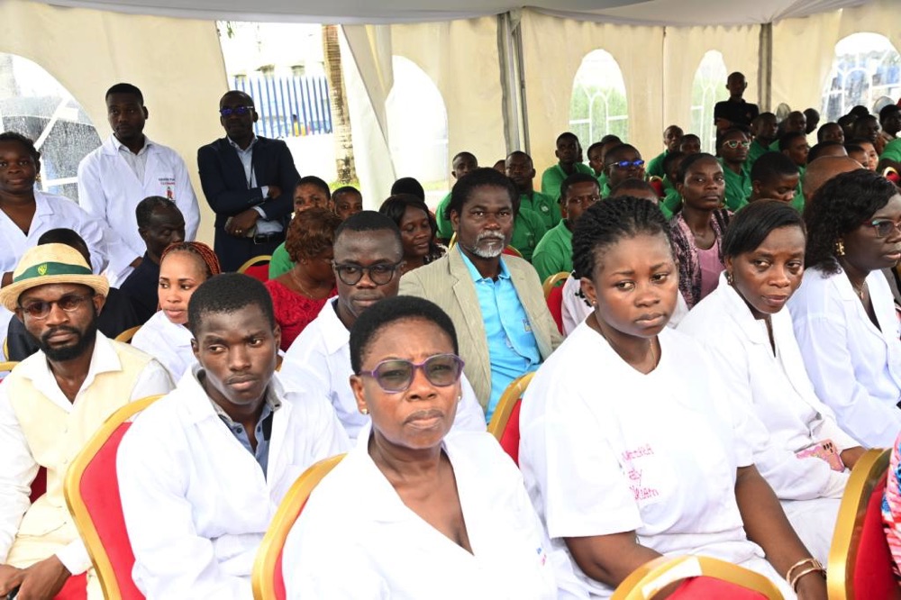 la-premiere-dame-dominique-ouattara-a-procede-a-l-inauguration-du-centre-de_jk8oc8nafh