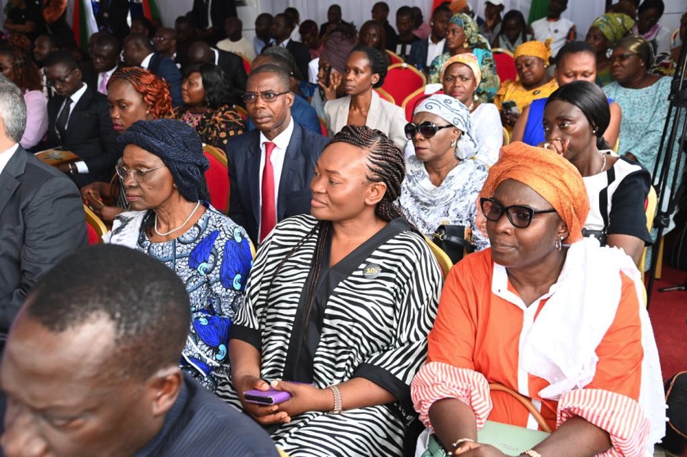 la-premiere-dame-dominique-ouattara-a-procede-a-l-inauguration-du-centre-de_qxflkgjz8rk