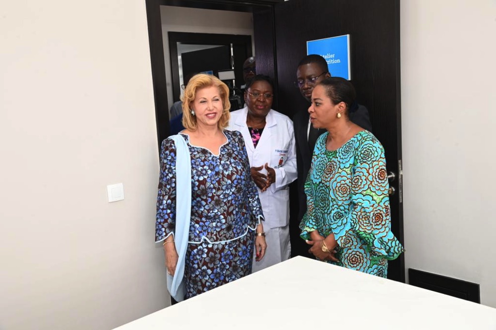 la-premiere-dame-dominique-ouattara-a-procede-a-l-inauguration-du-centre-de_wsx8h4rckp