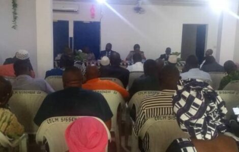 Économie : Côte d’Ivoire-AIP/ Les contournements des postes de contrôle causent des pertes annuelles de 100 à 150 millions FCFA, selon le capitaine des Douanes de Nigouni.