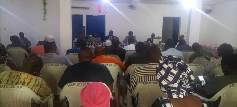 Économie : Côte d’Ivoire-AIP/ Les contournements des postes de contrôle causent des pertes annuelles de 100 à 150 millions FCFA, selon le capitaine des Douanes de Nigouni.