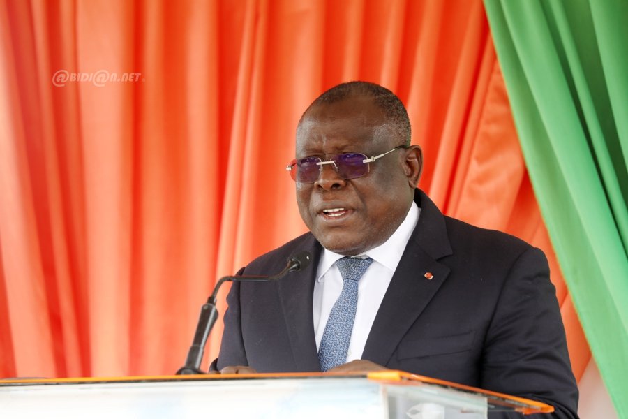 ceremonie-de-lancement-officiel-de-l-operation-de-lutte-contre-le-desordre-_2dq9zpaleh