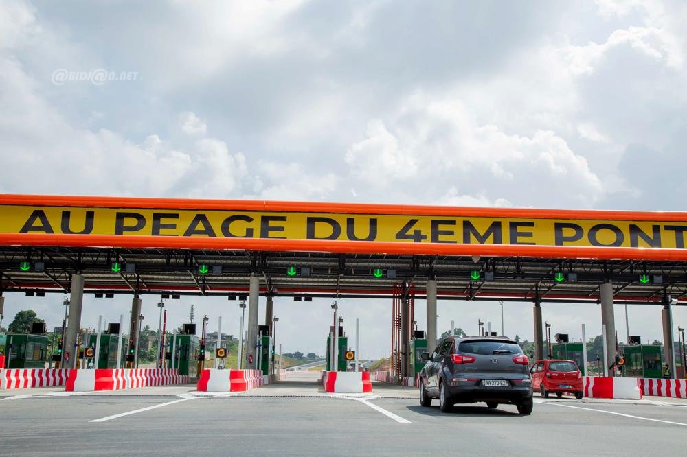 cote-d-ivoire-mise-en-service-officielle-du-poste-a-peage-du-4eme-pont_r4pqnic4abr