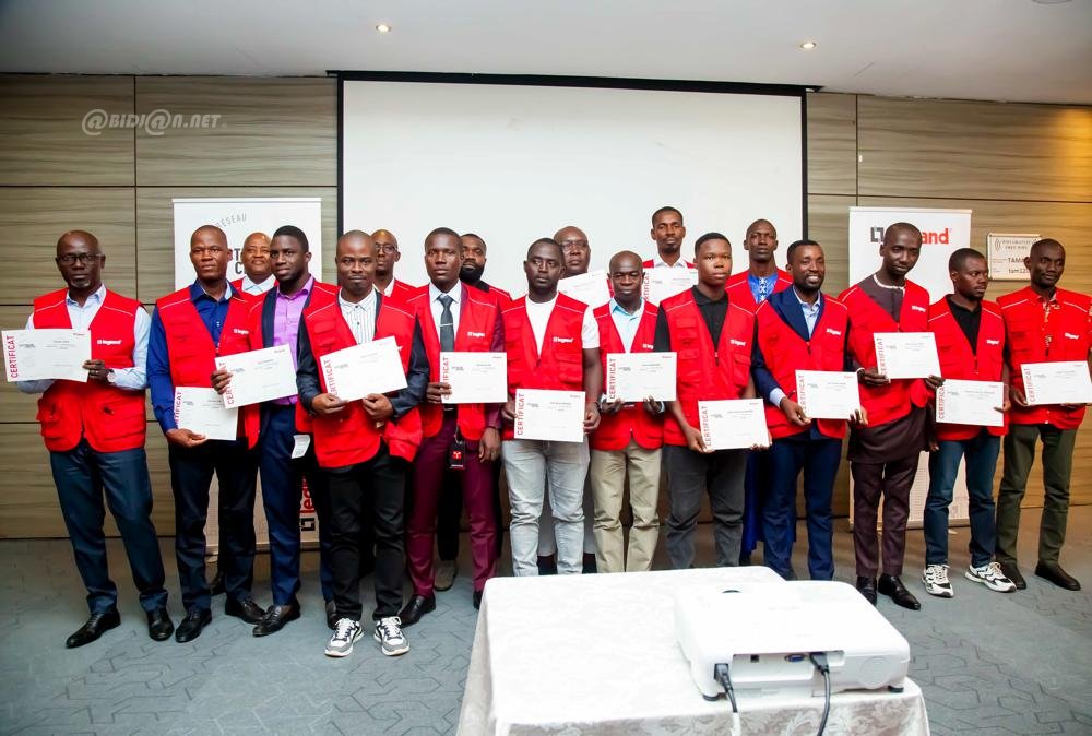infrastructures-electriques-et-numeriques-du-batiment-le-groupe-legrand-lan_emfudwag7m