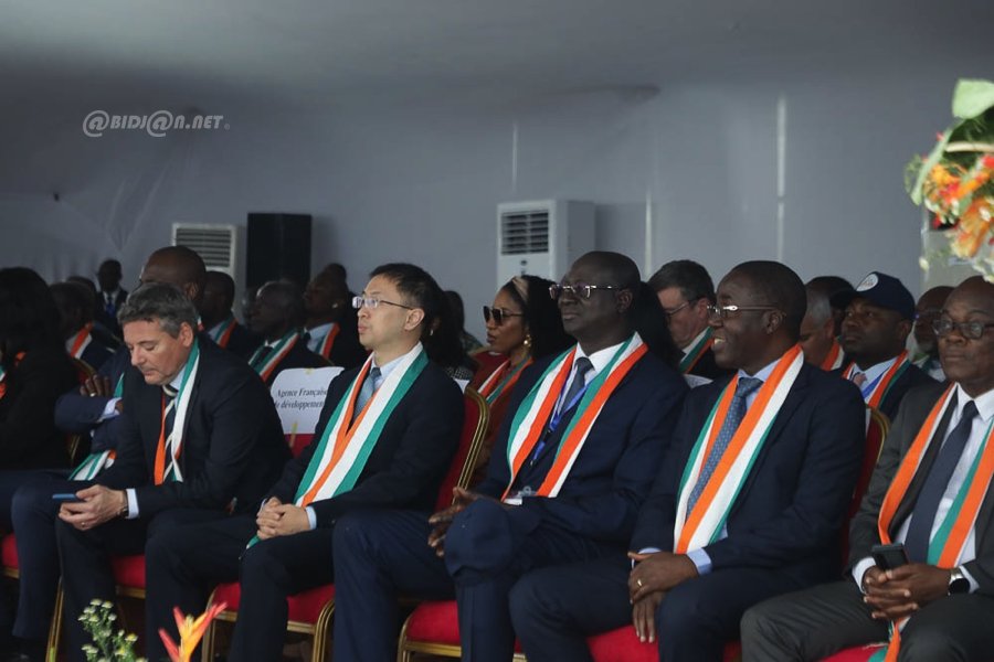 lancement-de-la-construction-du-bus-rapide-transit-brt-bingerville-yopougon_1oogcoz8heq