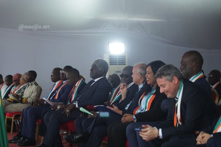 lancement-de-la-construction-du-bus-rapide-transit-brt-bingerville-yopougon_tu7m6xz99al
