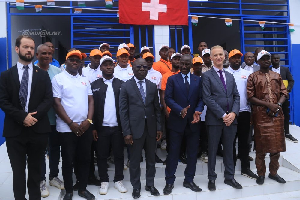 sante-publique-ceremonie-d-inauguration-du-centre-de-sante-de-yopougon-mill_03s21b50ffju