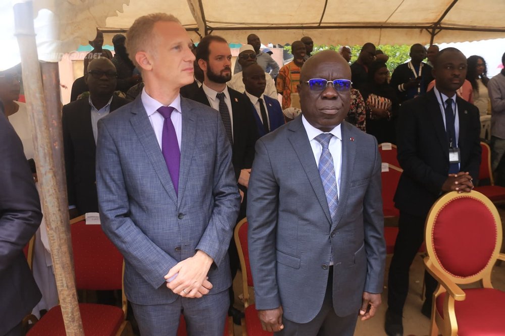 sante-publique-ceremonie-d-inauguration-du-centre-de-sante-de-yopougon-mill_w827ymtwidk