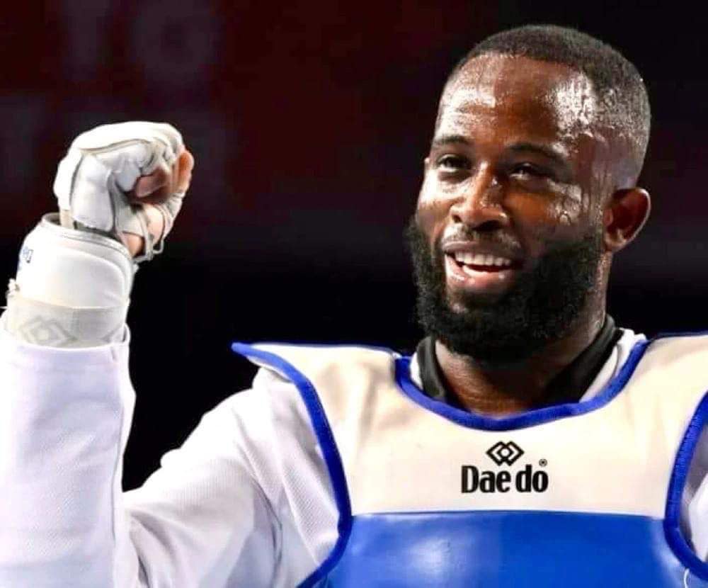 Félicitations de SEM Alassane Ouattara à notre champion, Cheick Sallah Cissé, pour la médaille de bronze au Taekwondo aux Jeux Olympiques de Paris !.
