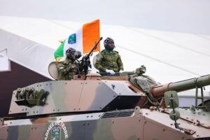 Le temps fait son oeuvre : Défense nationale, Assalé Tiémoko Antoine reconnaît les efforts du Président Ouattara ce n’est qu’un début.