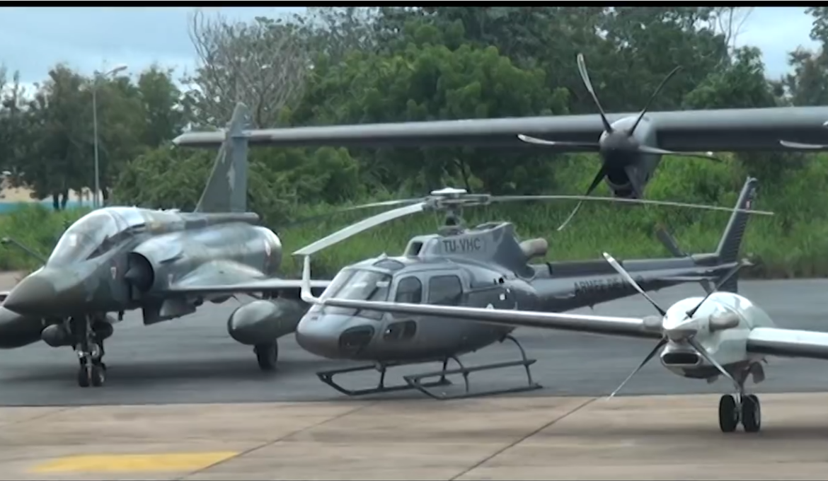 CIV_France_Aeronefs_Bouake_12