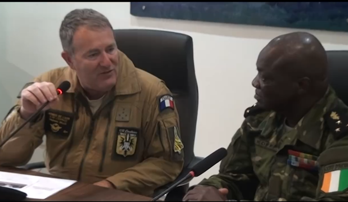 CIV_France_Aeronefs_Bouake_17