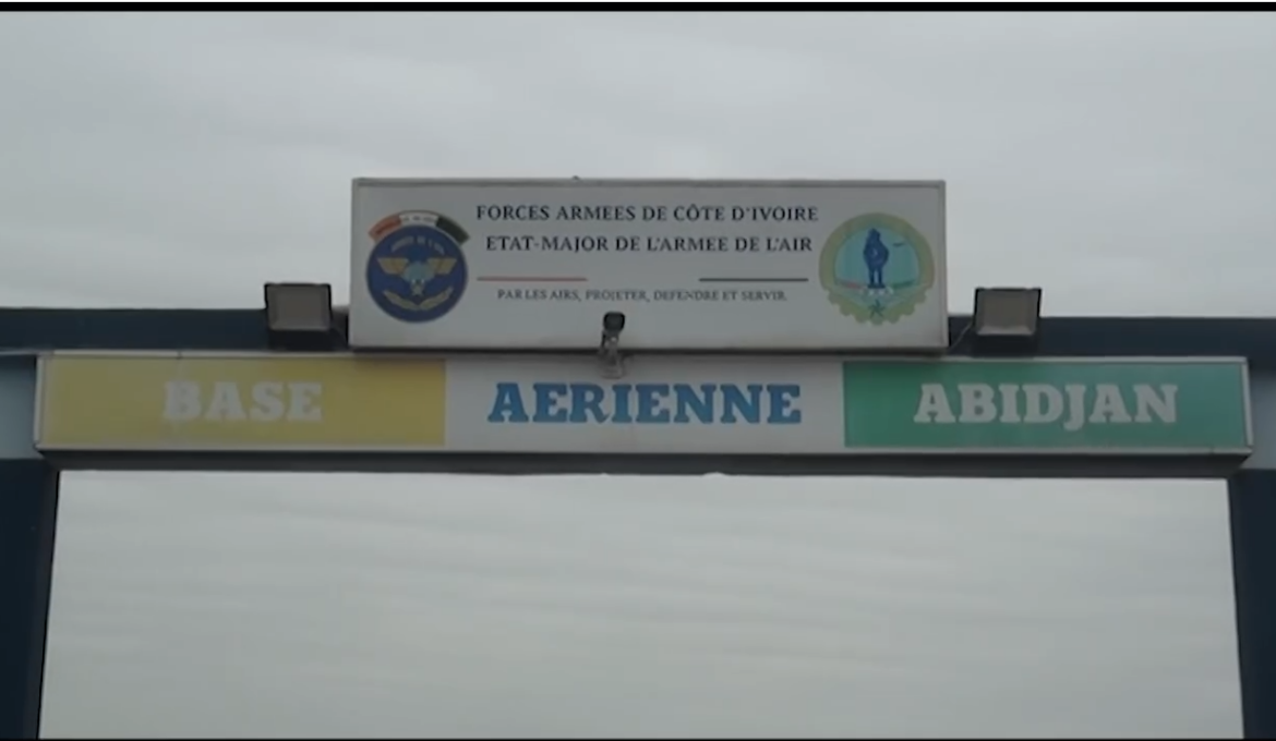 CIV_France_Aeronefs_Bouake_19