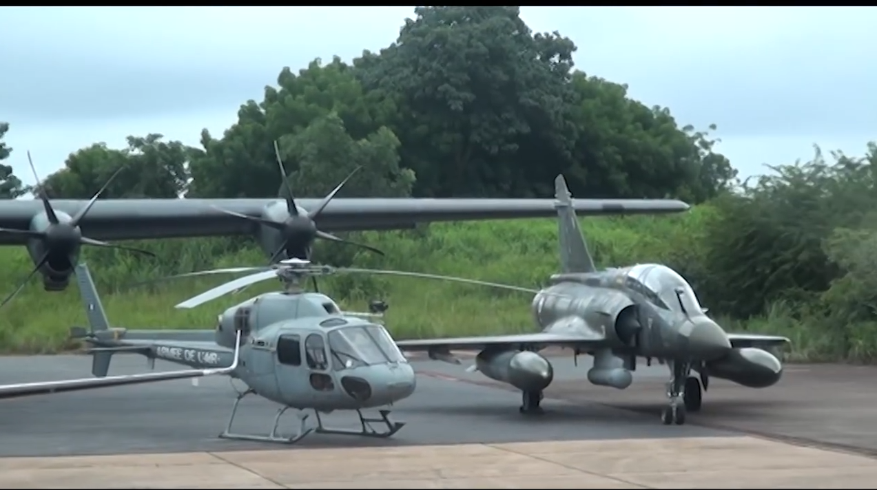 CIV_France_Aeronefs_Bouake_32