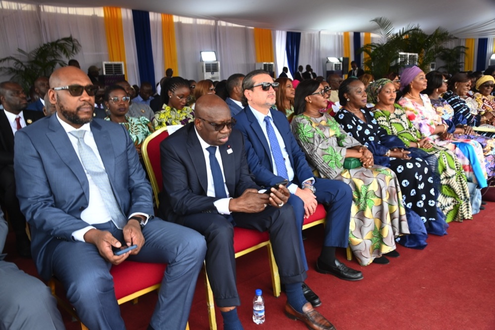 lancement-de-la-campagne-de-distribution-de-kits-scolaires-a-bouake_6gp8xgrsm3l