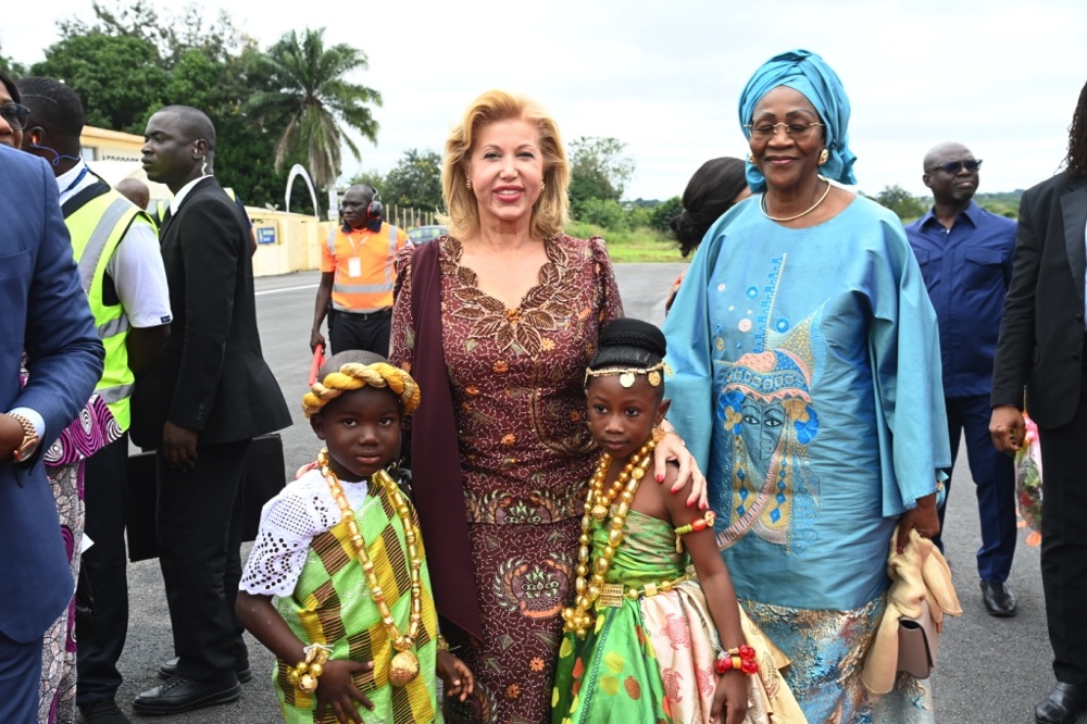 lancement-de-la-campagne-de-distribution-de-kits-scolaires-a-bouake_7rncpcrjial