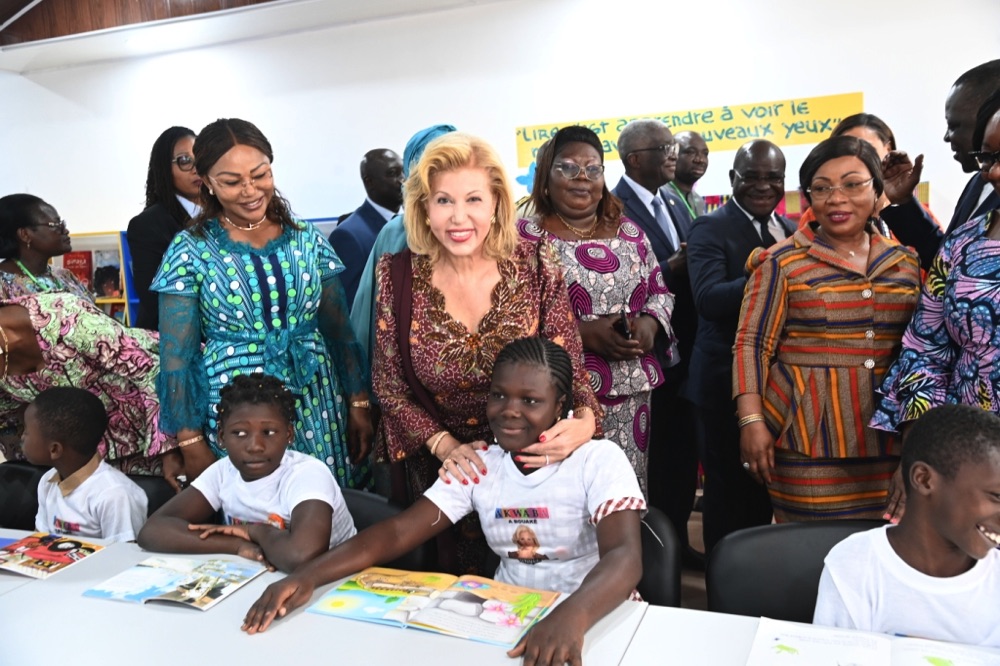 lancement-de-la-campagne-de-distribution-de-kits-scolaires-a-bouake_bqu3k3qd2fj