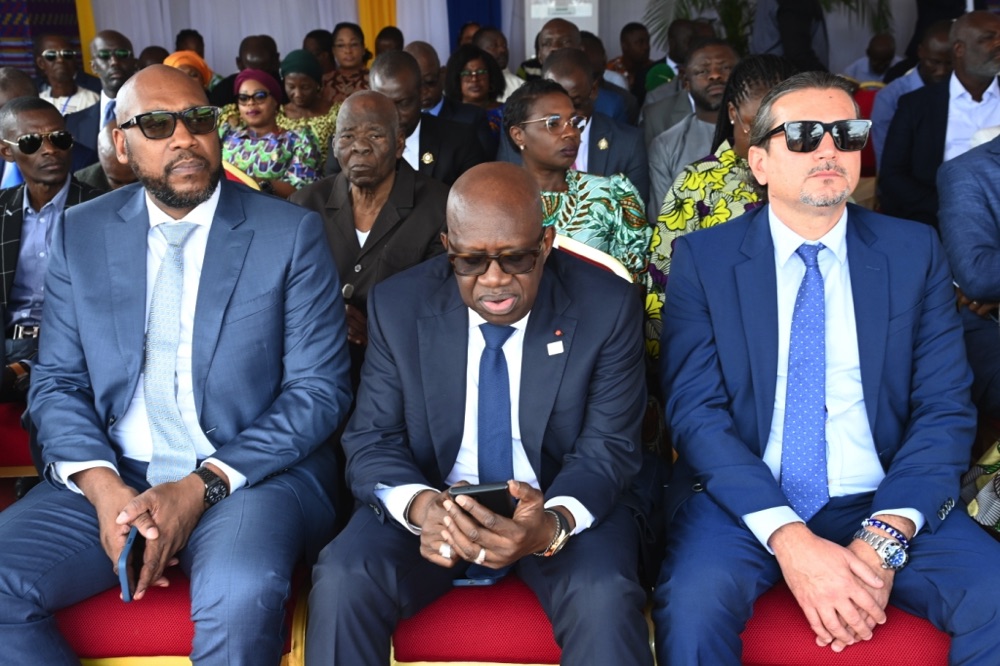 lancement-de-la-campagne-de-distribution-de-kits-scolaires-a-bouake_un1ypzji7pi