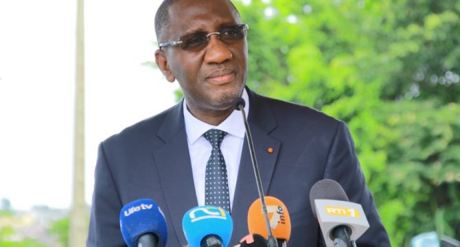 lutte-contre-la-vie-chere-le-gouvernement-reaffirme-sa-volonte-de-preserver-p9f1ypn8thh-670x360
