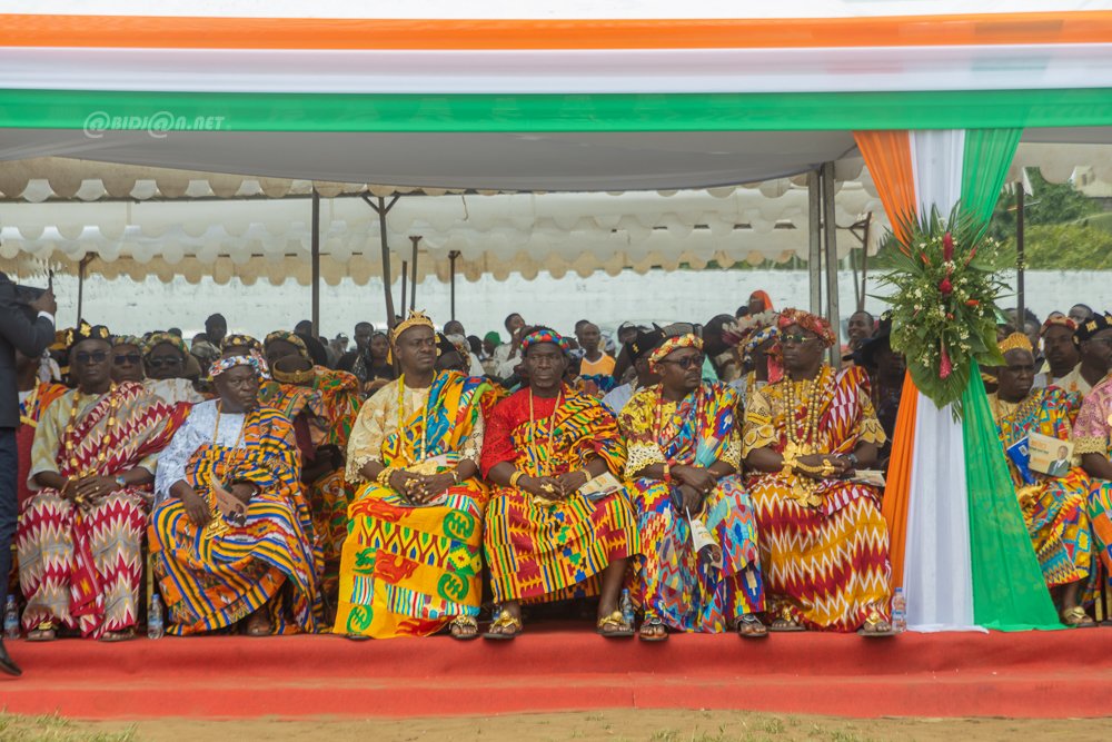visite-officielle-du-premier-ministre-robert-beugre-mambe-aupres-des-popula_0zwybomibh2m
