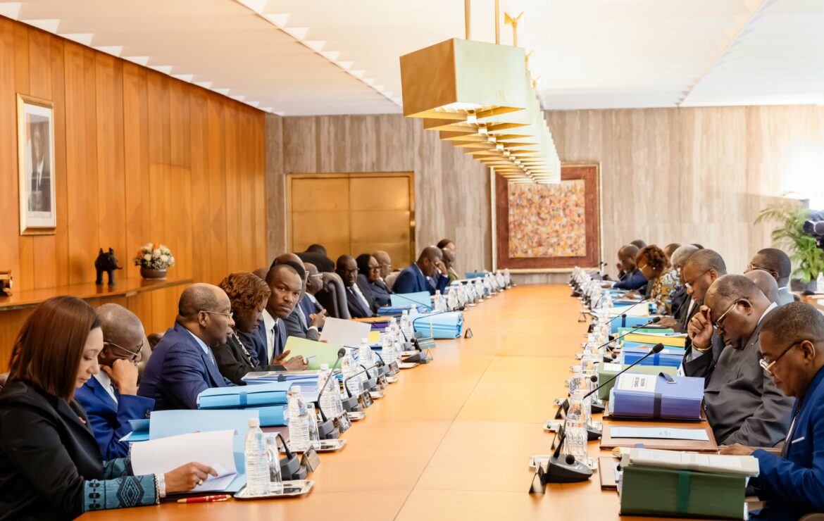 Communiqué du Conseil des Ministres du 16/10/2024 présidé par SEM Alassane Ouattara Président de la République Chef de l’état.