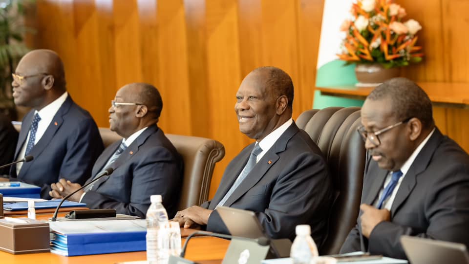Discours du Président de la République lors de la Cérémonie de présentation des vœux du nouvel an 2025 face aux bureaux des institutions de la République et des autorités judiciaires.