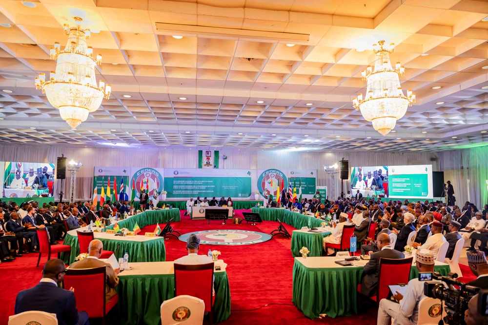 nigeria-66e-sommet-ordinaire-des-chefs-d-etat-et-de-gouvernement-de-la-cede_m2571tjpb8