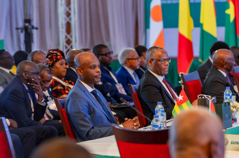 nigeria-66e-sommet-ordinaire-des-chefs-d-etat-et-de-gouvernement-de-la-cede_ou26tmn1ov
