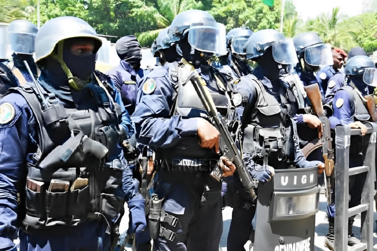 106199-gendarmes-daloa1