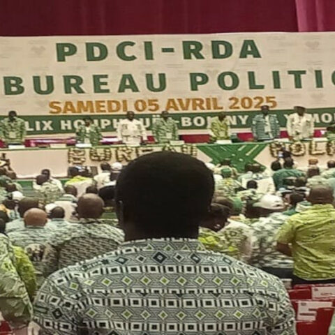 Tidjane Thiam, la vulgarité, agressivité, panique et mensonge : la grande déception et l’arnaque sur la personne que le PDCI fait vivre aux ivoiriens…