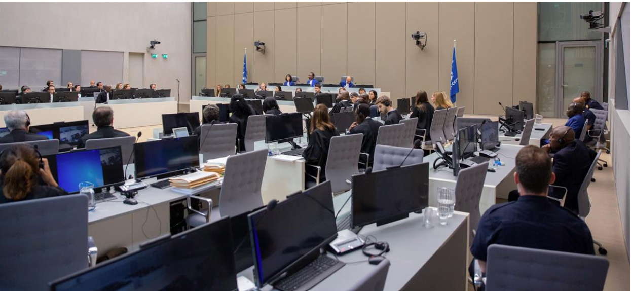 Résolution 1975 (2011) Adoptée par le Conseil de sécurité à sa 6508ème séance, le 30 mars 2011.