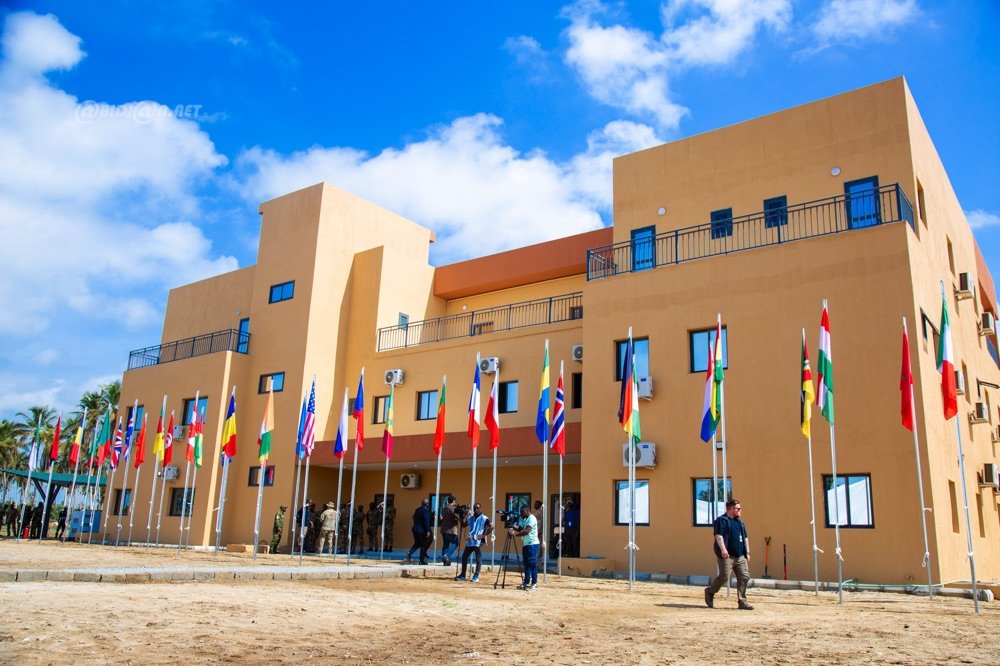 ceremonie-d-ouverture-de-lexercice-militaire-multinational-americain-flintl_8c0ylwcmcd6