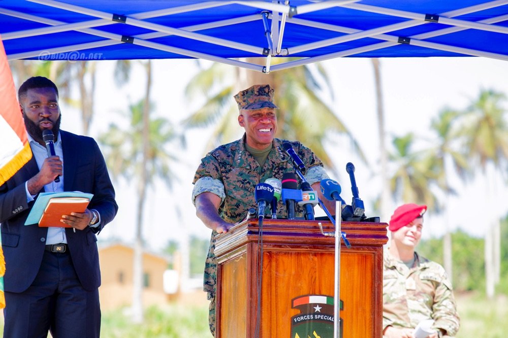 ceremonie-d-ouverture-de-lexercice-militaire-multinational-americain-flintl_aozabqyd45l