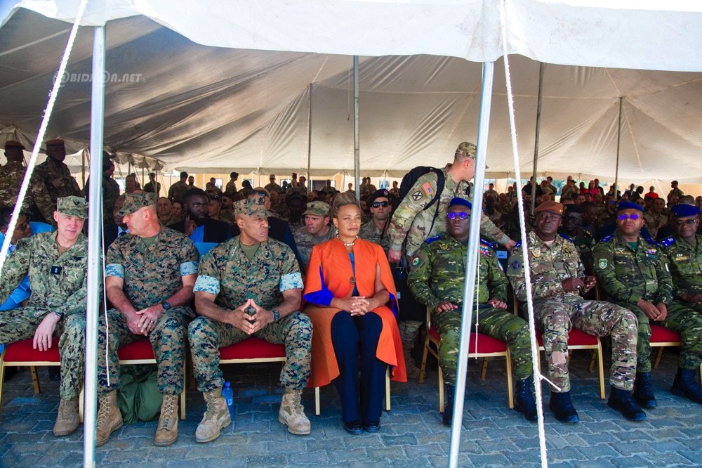 ceremonie-d-ouverture-de-lexercice-militaire-multinational-americain-flintl_bjorwv3b8mf