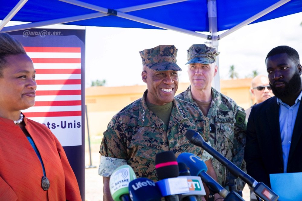 ceremonie-d-ouverture-de-lexercice-militaire-multinational-americain-flintl_uj17egae2tf