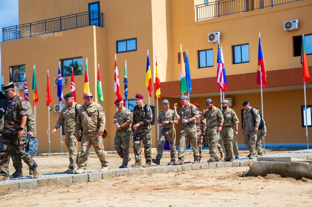 ceremonie-d-ouverture-de-lexercice-militaire-multinational-americain-flintl_z0q0c3bgbpe