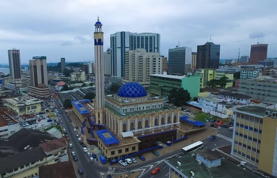 Quand la mémoire flanche : Tidjane Thiam et la dévaluation du Franc CFA.  » Une histoire à géométrie variable.