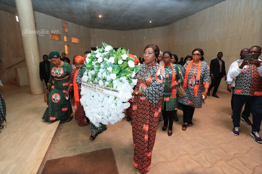 presidentielle-2025-rentree-politique-de-l-union-des-femmes-du-rassemblemen_id539up3lic