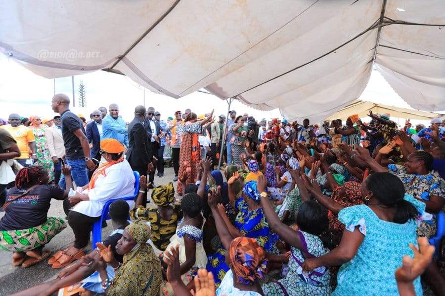 presidentielle-2025-rentree-politique-de-l-union-des-femmes-du-rassemblemen_jyrcwqmbvzs