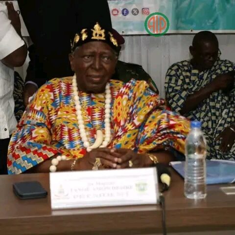 AIP/Le roi Amon Tanoé (Président de la chambre des Rois exhorte à tourner la page des violences électorales en Côte d’Ivoire.