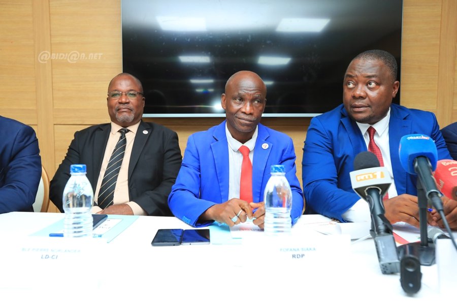 presidentielles-2025-conference-de-presse-de-la-plateforme-des-partis-polit_4p09nzq4i6t