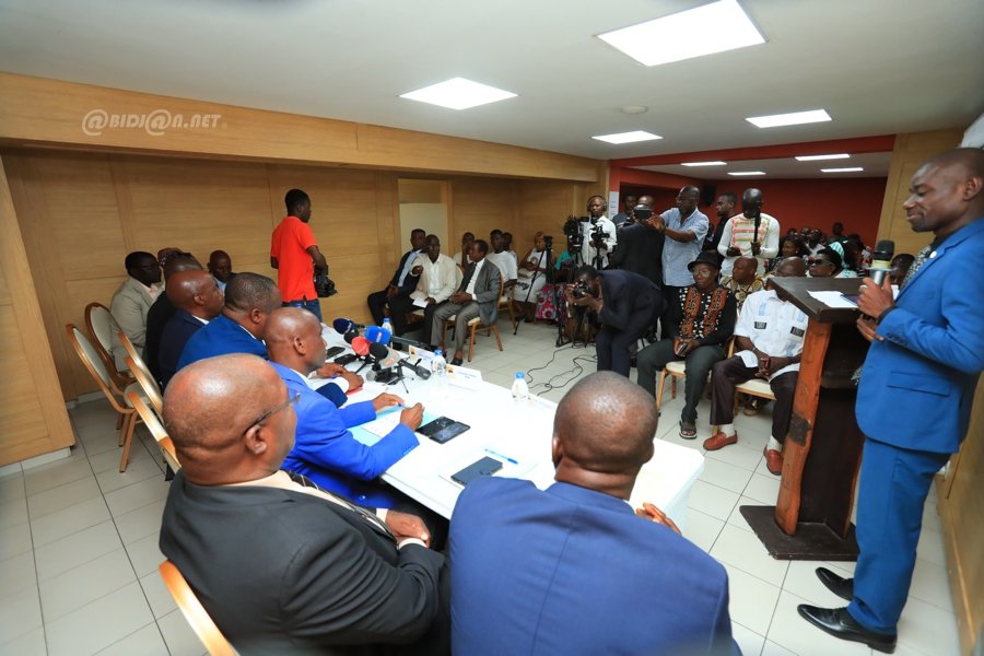 presidentielles-2025-conference-de-presse-de-la-plateforme-des-partis-polit_p46veho4jw