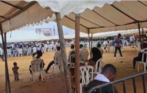 Politique – Meeting du CAP à Yopougon : 28 partis politiques mobilisent environ 5000 personnes.