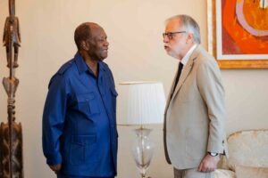 A2ote-divoire-le-fondateur-de-saint-egidio-recu-par-alassane-ouattara_n9rulmx47i-300x200