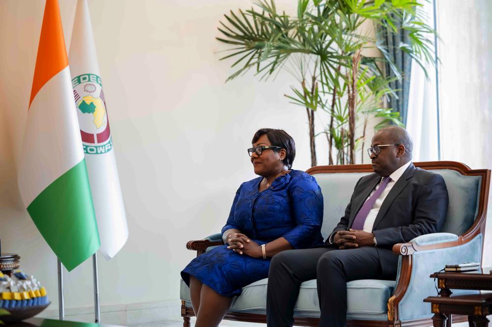 cote-divoire-le-fondateur-de-saint-egidio-recu-par-alassane-ouattara_9rysvu62u1n